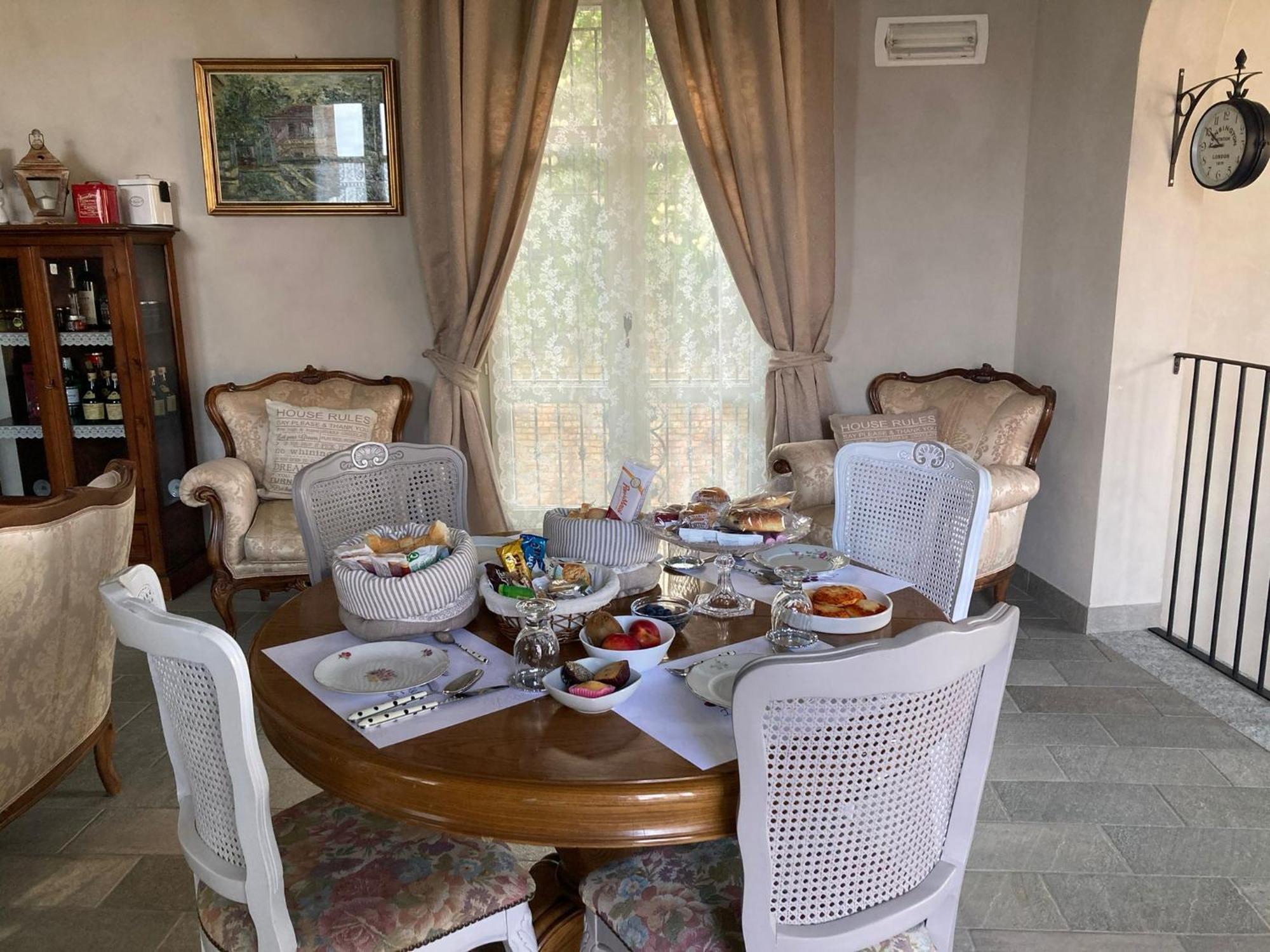 I Grappoli Divini Bed and Breakfast Viarigi Εξωτερικό φωτογραφία