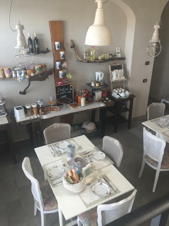 I Grappoli Divini Bed and Breakfast Viarigi Εξωτερικό φωτογραφία