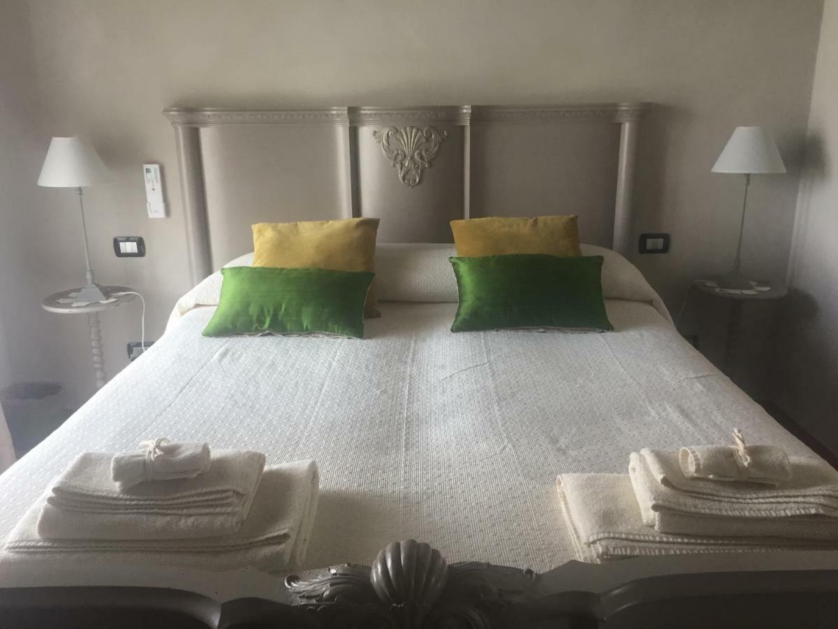 I Grappoli Divini Bed and Breakfast Viarigi Εξωτερικό φωτογραφία
